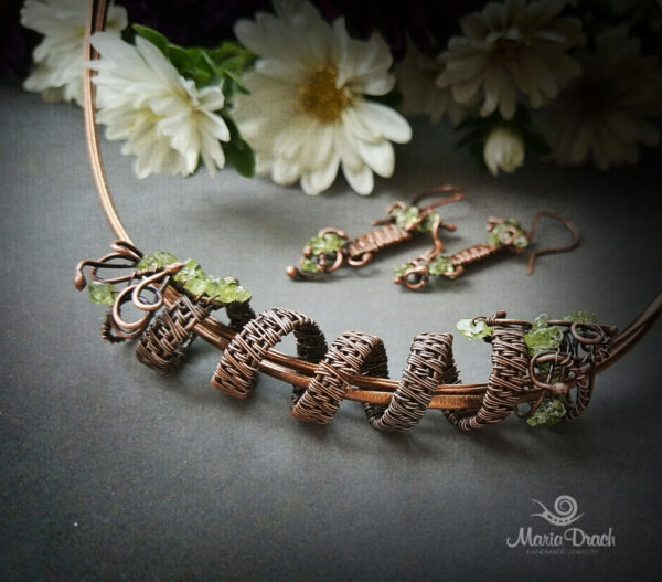 wine necklace 3 600x527 - Набір «Жінки, як добре вино...»